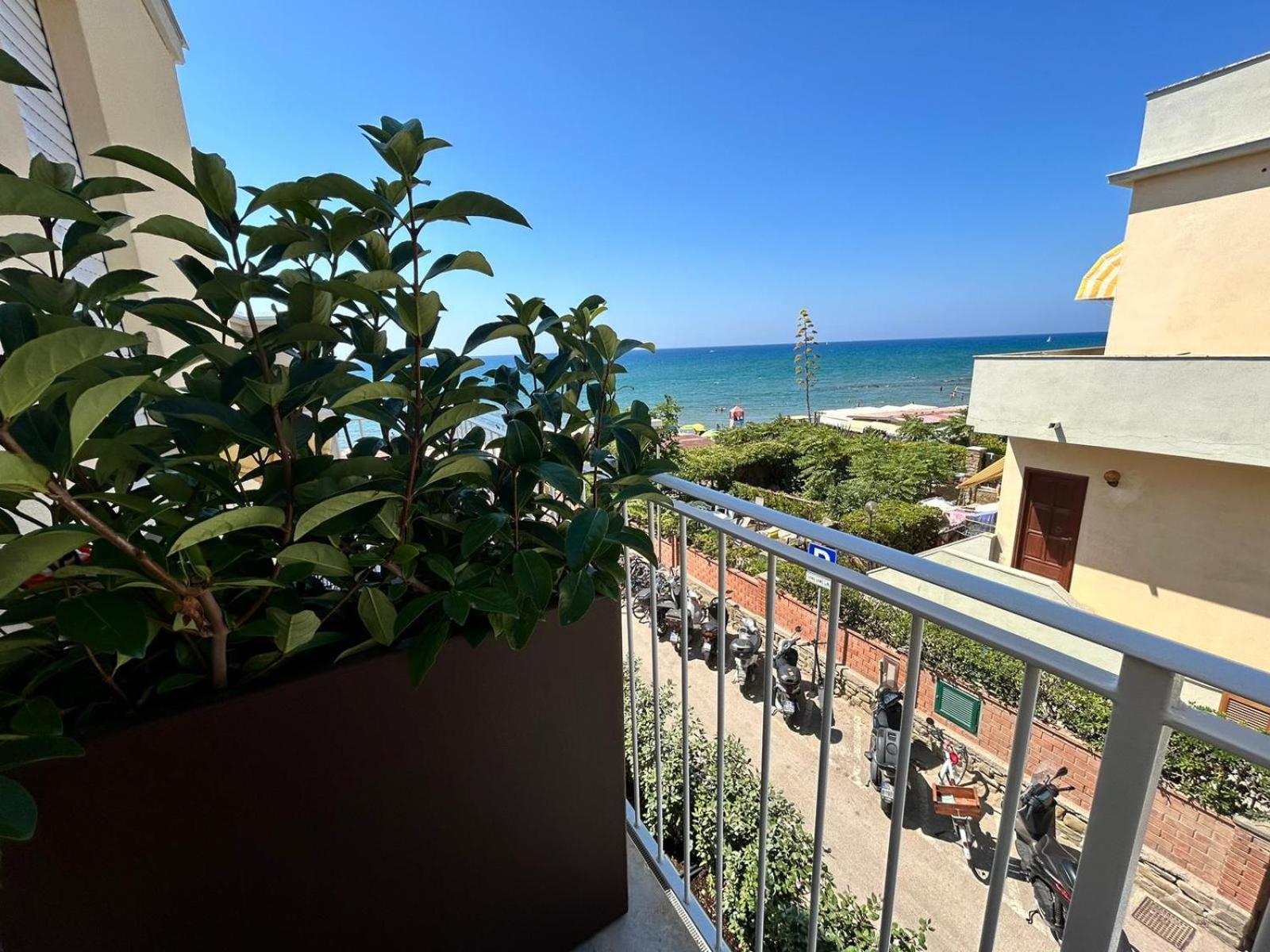 Hotel Perla Castiglione della Pescaia Esterno foto